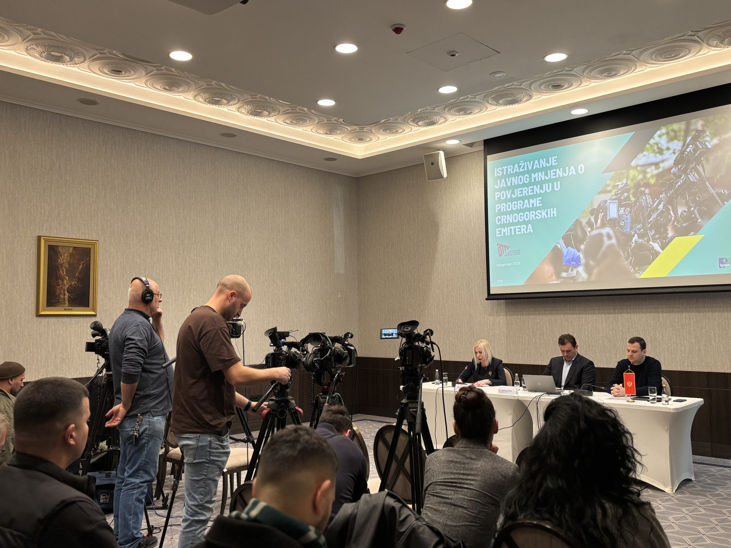 Predstavljanje istraživanja javnog mnjenja o povjerenju u programe crnogorskih emitera, decembar 2025